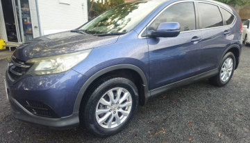 2013 CRV - We finance new arrivals.jpg